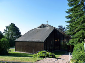 St. Elisabeth in Bad Emstal/Merxhausen (Foto: Karl-Franz Thiede)